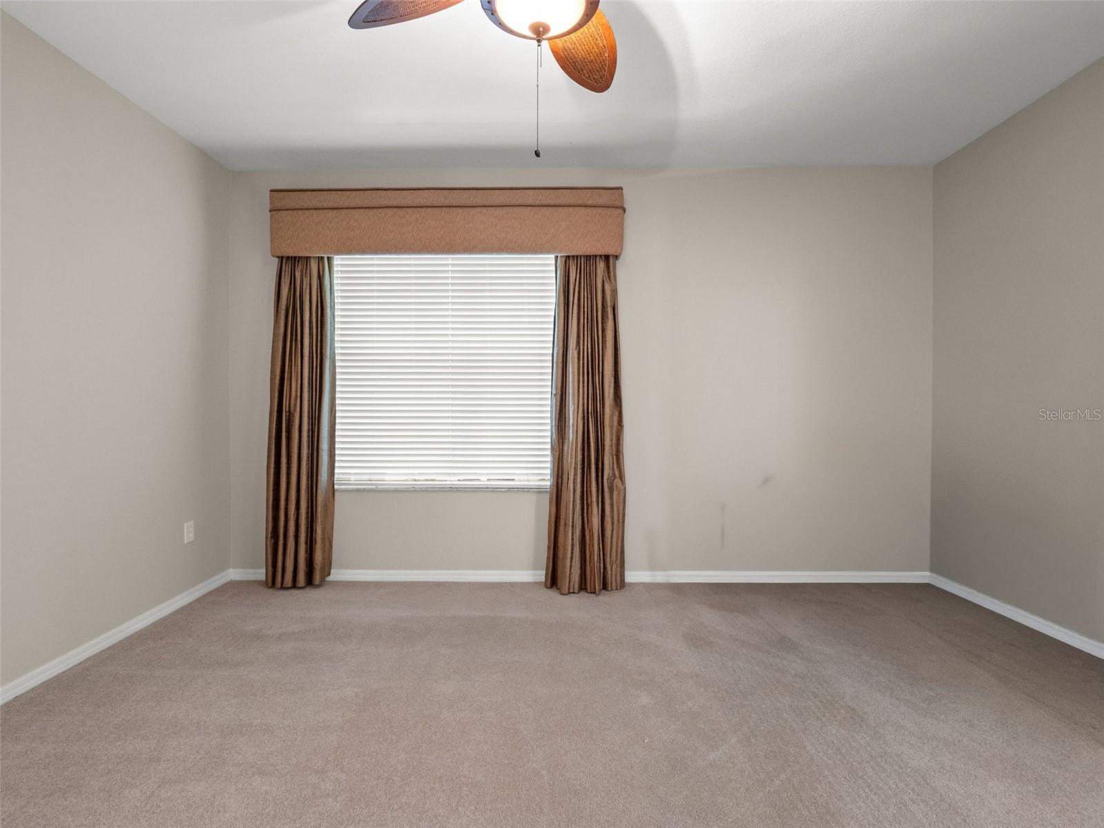 19233 BARRED OWL CT, LAND O LAKES, FL, 34638