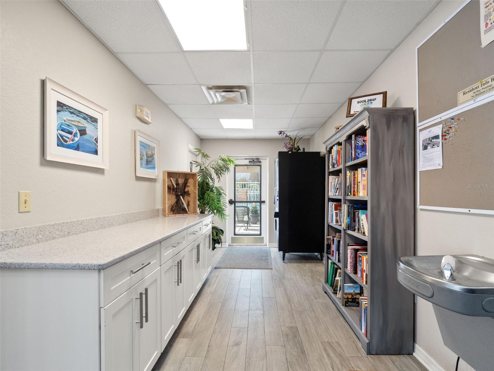 19233 BARRED OWL CT, LAND O LAKES, FL, 34638