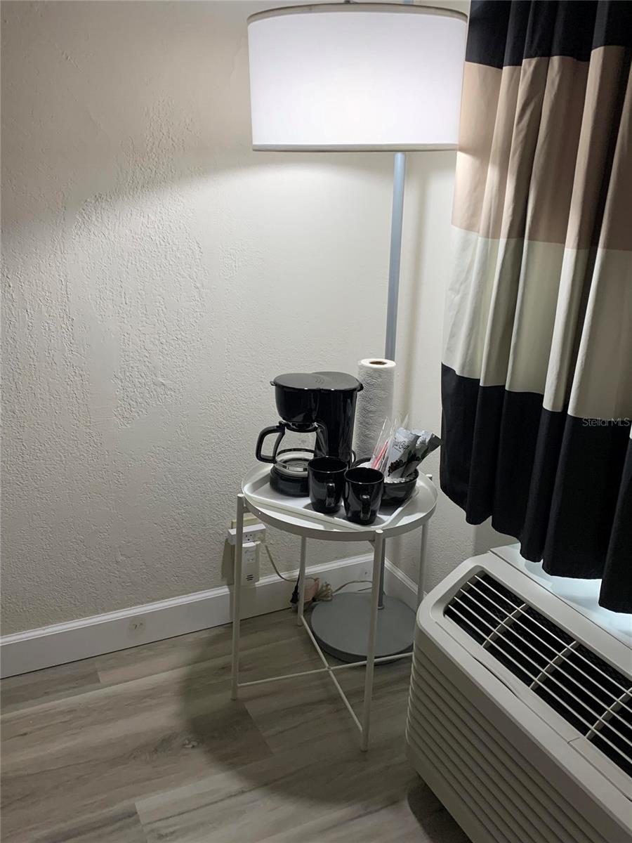 7150 N TAMIAMI TRL #604, SARASOTA, FL, 34243