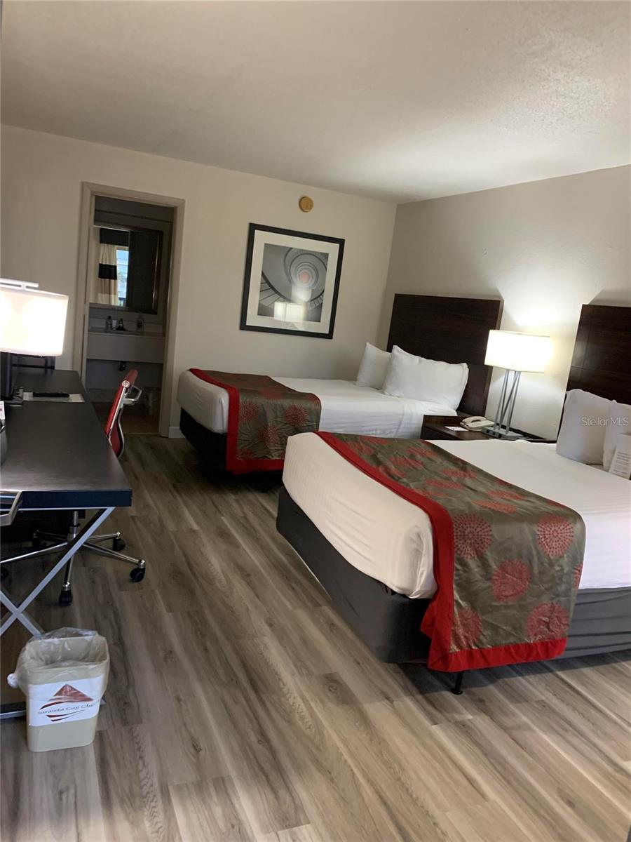 7150 N TAMIAMI TRL #604, SARASOTA, FL, 34243