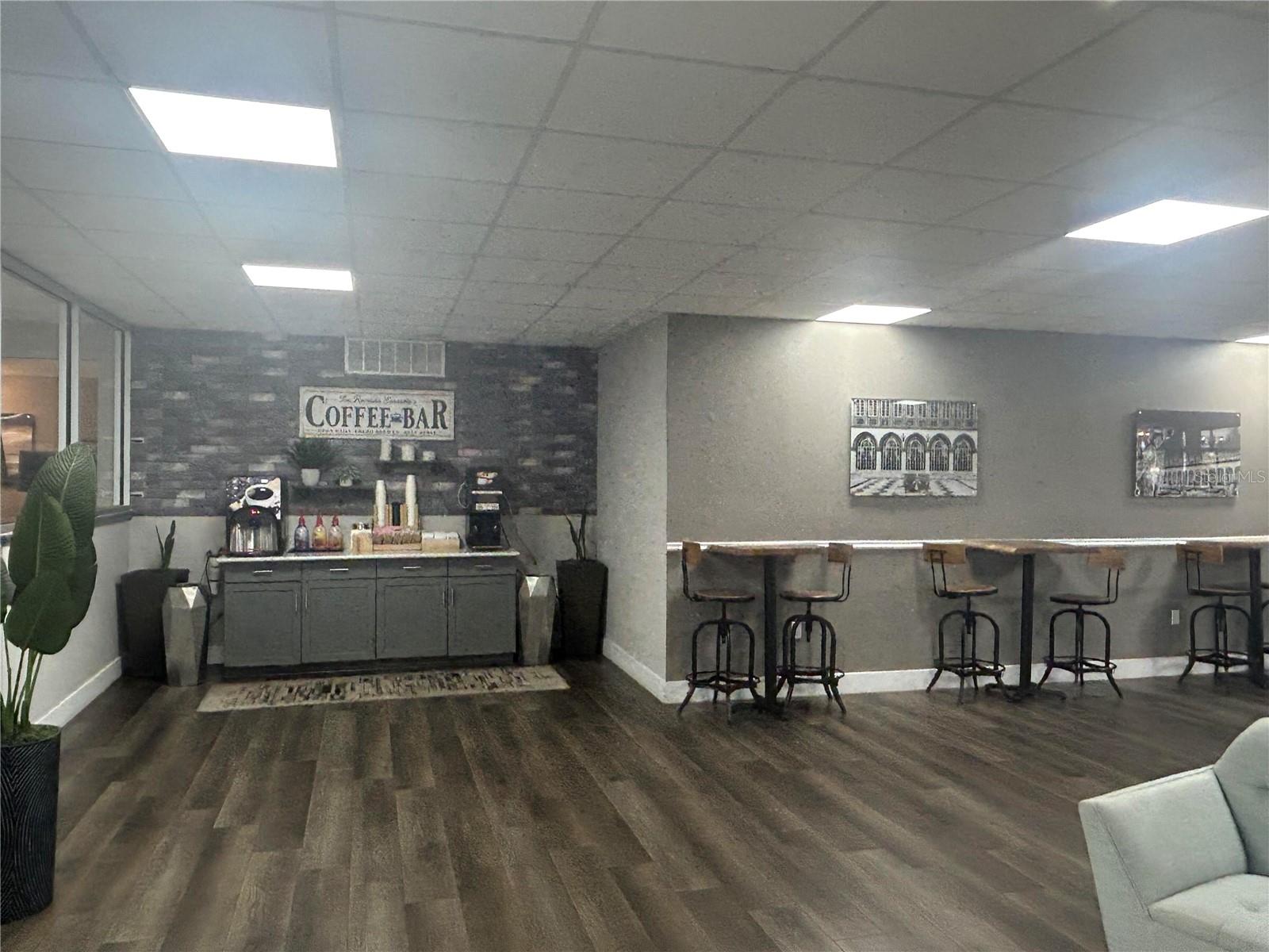 7150 N TAMIAMI TRL #604, SARASOTA, FL, 34243