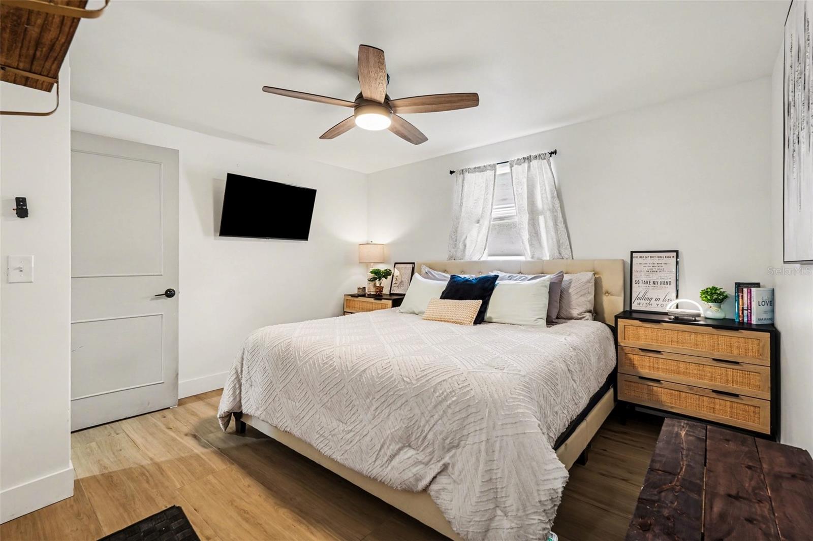 1812 W CRAWFORD ST, TAMPA, FL, 33604