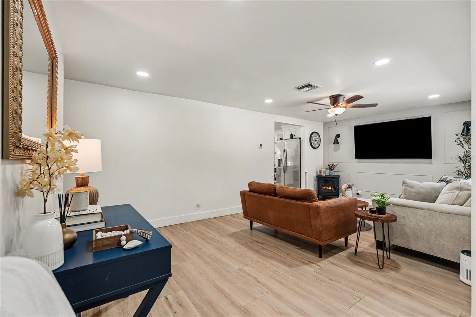 1812 W CRAWFORD ST, TAMPA, FL, 33604