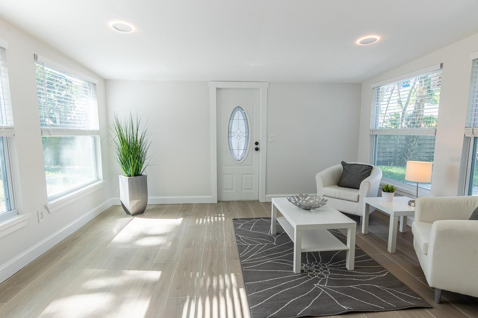 590 45TH ST, SARASOTA, FL, 34234