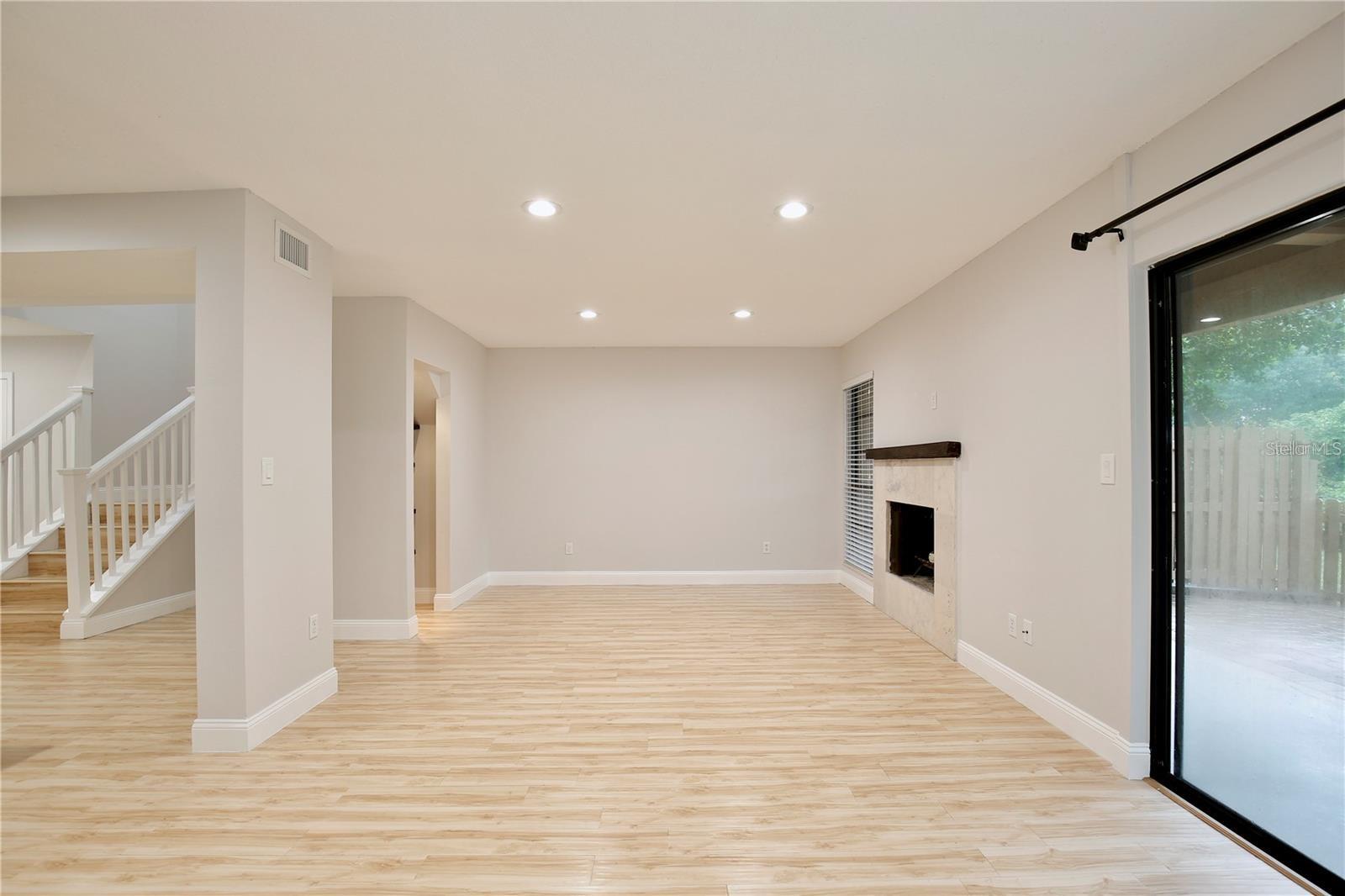 112 HERON BAY CIR, LAKE MARY, FL, 32746