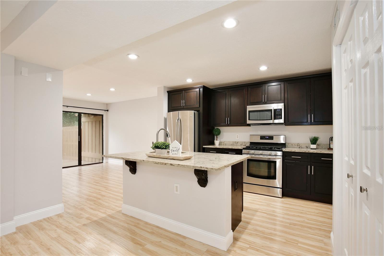 112 HERON BAY CIR, LAKE MARY, FL, 32746