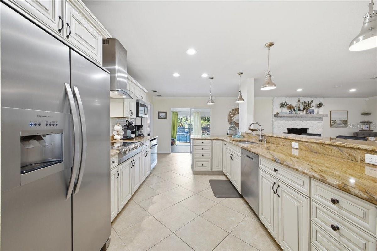 4103 PINAR DR, BRADENTON, FL, 34210