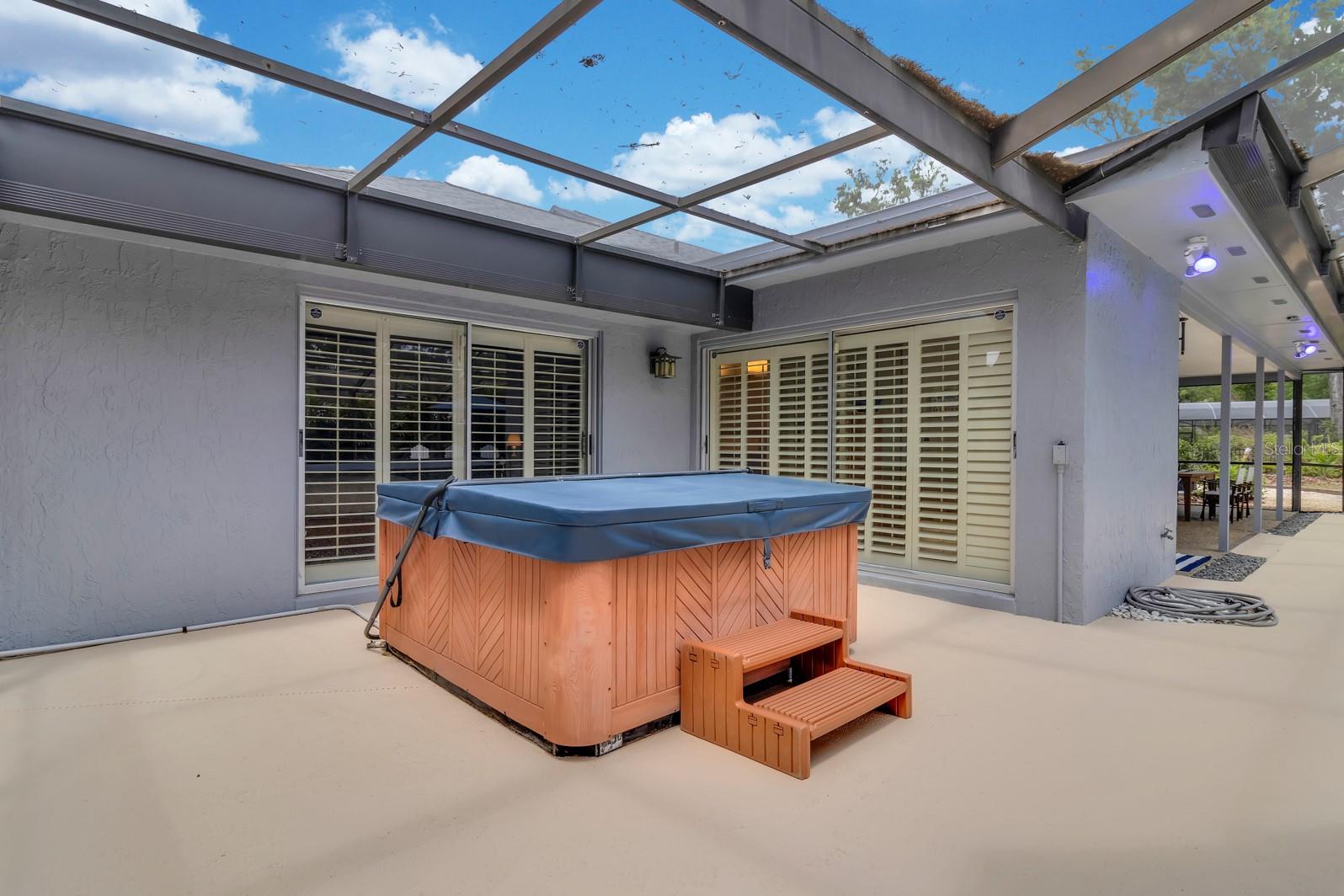 318 VALLEY DR, LONGWOOD, FL, 32779