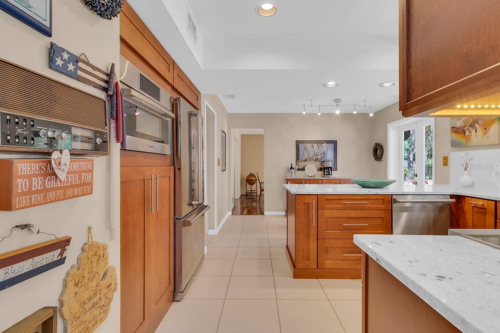 318 VALLEY DR, LONGWOOD, FL, 32779