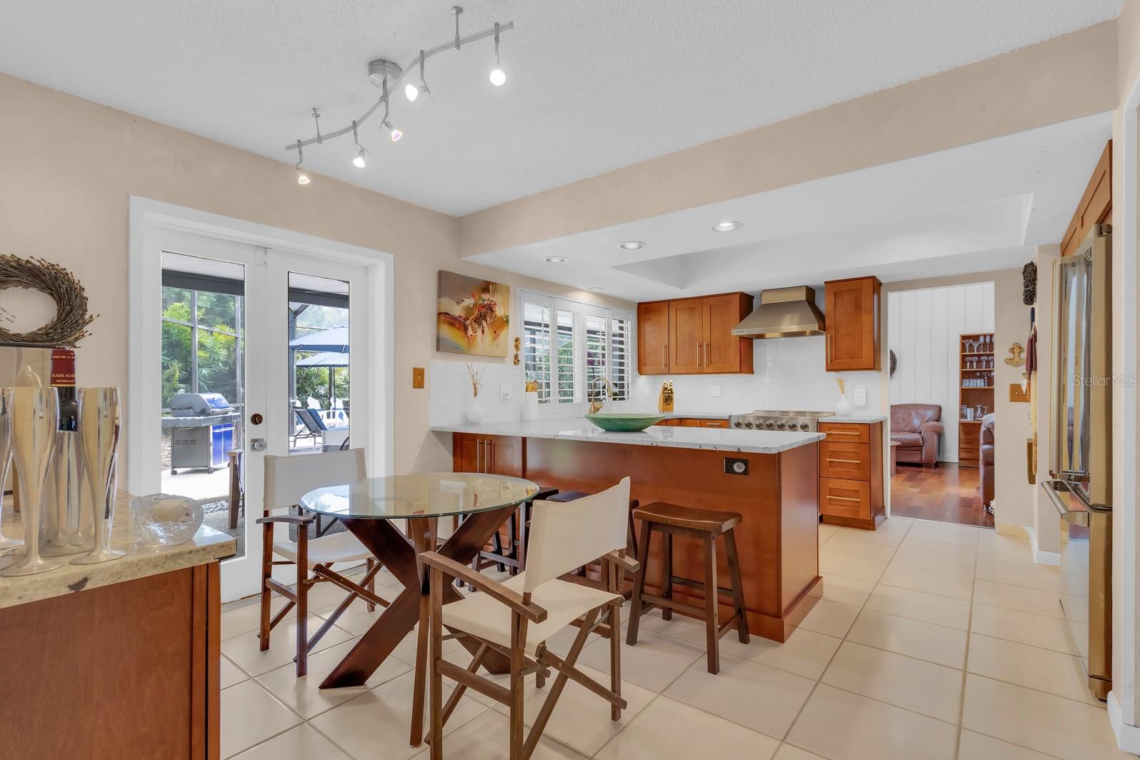 318 VALLEY DR, LONGWOOD, FL, 32779