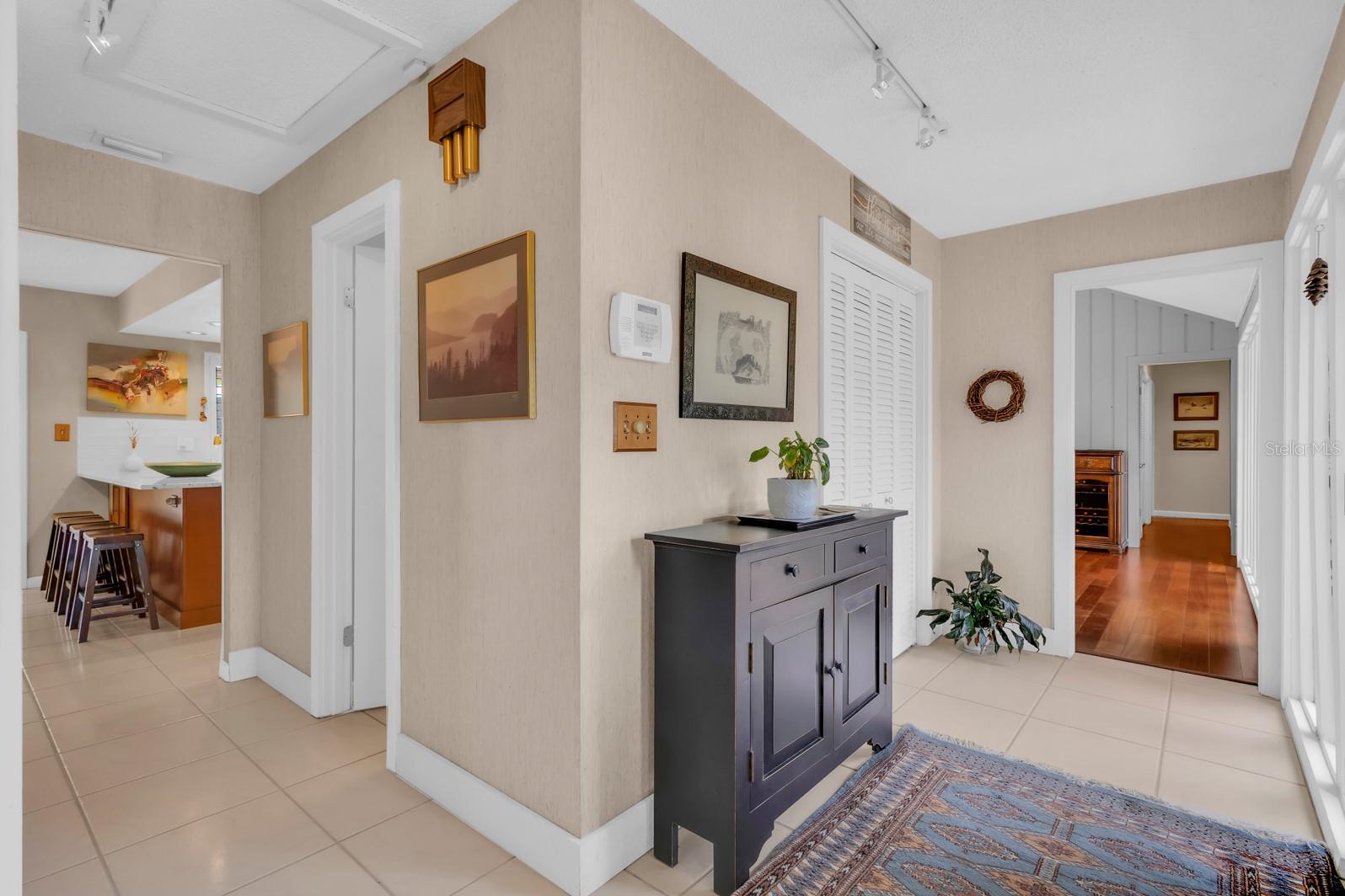 318 VALLEY DR, LONGWOOD, FL, 32779