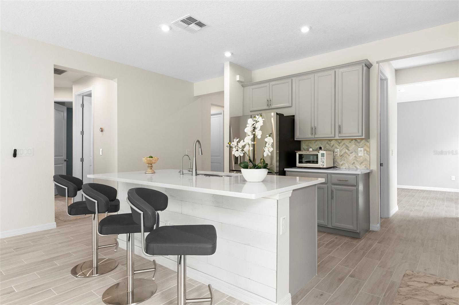 33410 CASTAWAY LOOP, WESLEY CHAPEL, FL, 33543