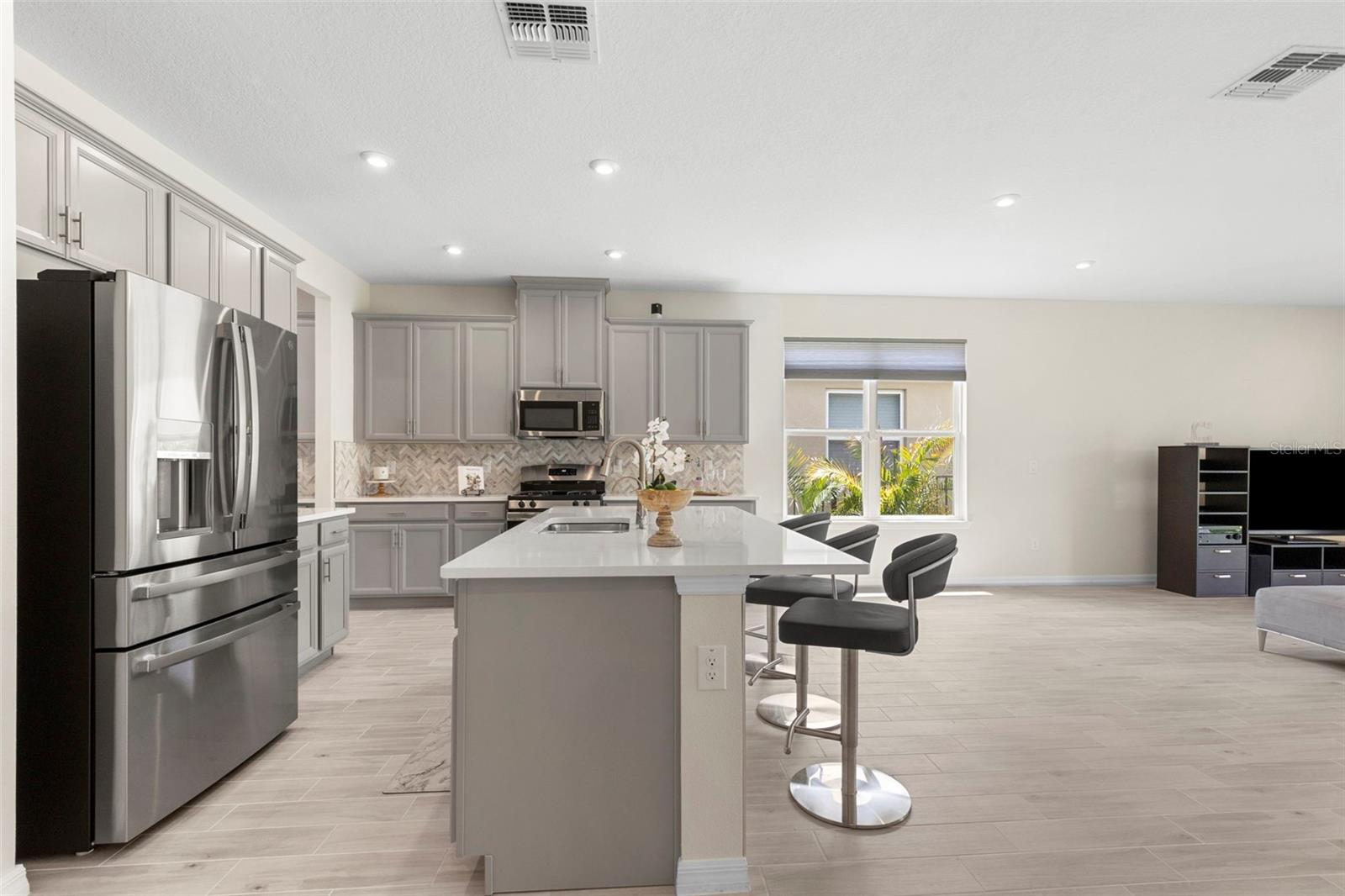 33410 CASTAWAY LOOP, WESLEY CHAPEL, FL, 33543