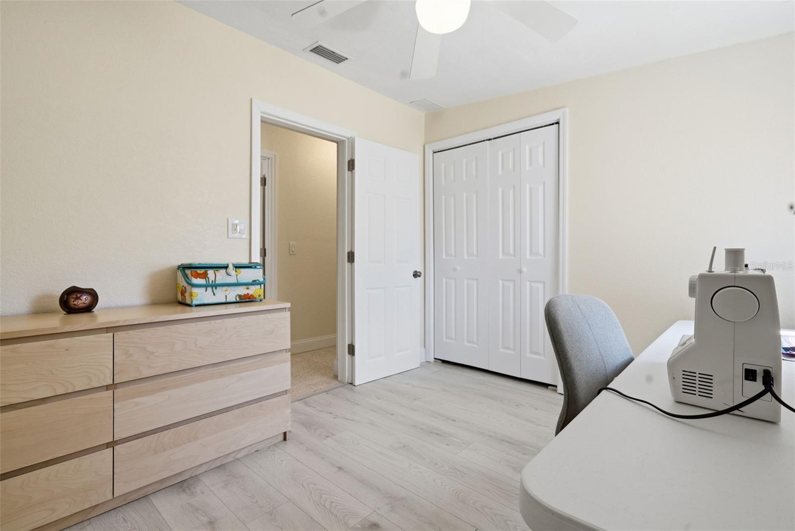 5051 39TH ST S, ST PETERSBURG, FL, 33711