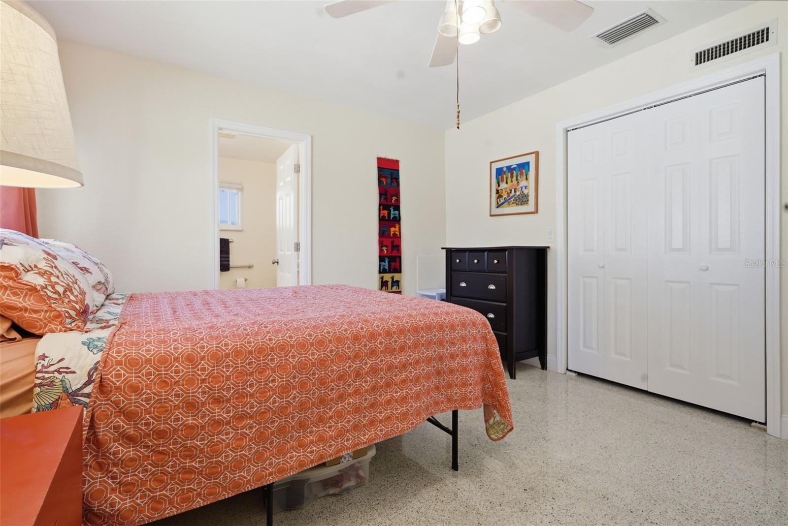 5051 39TH ST S, ST PETERSBURG, FL, 33711