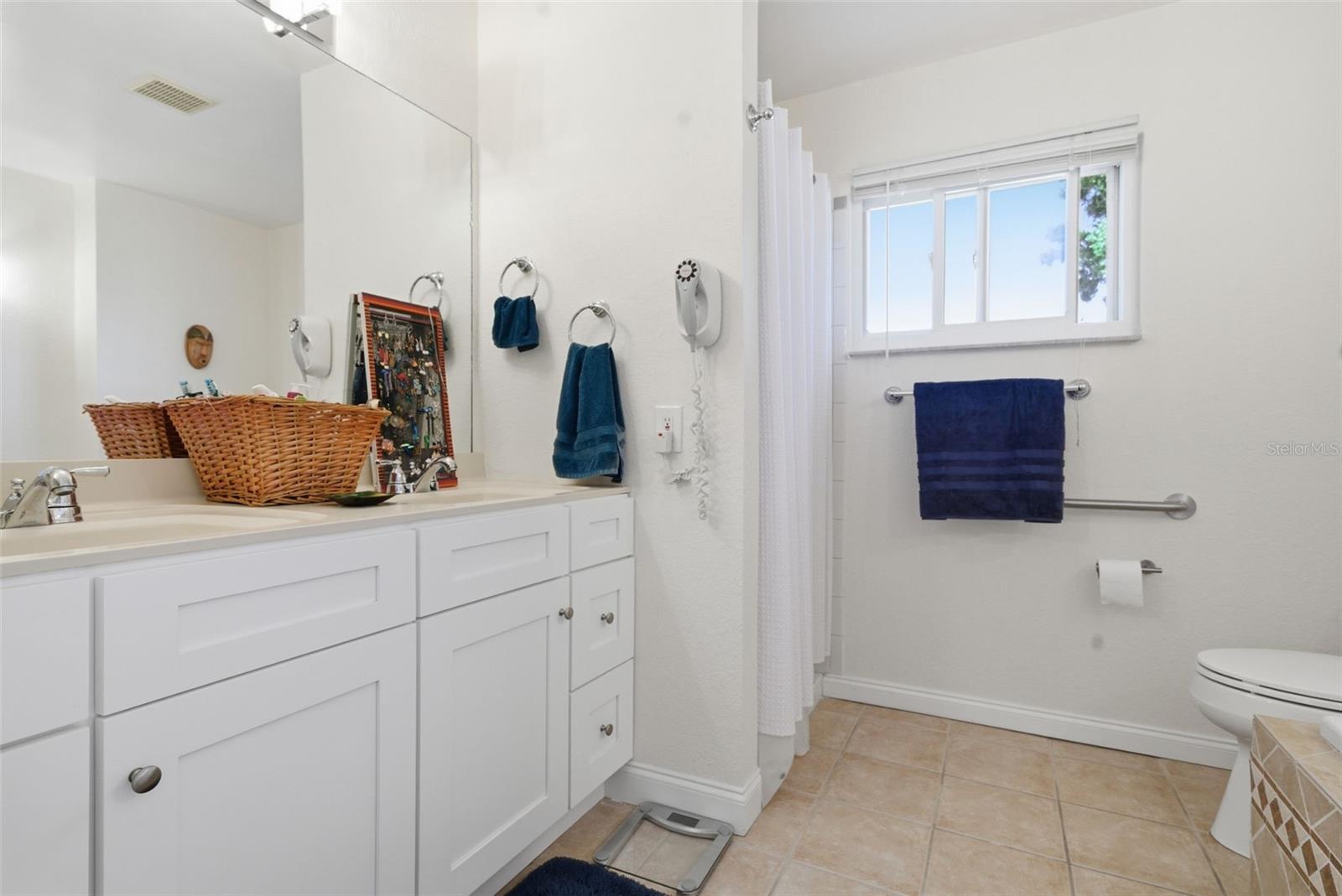 5051 39TH ST S, ST PETERSBURG, FL, 33711