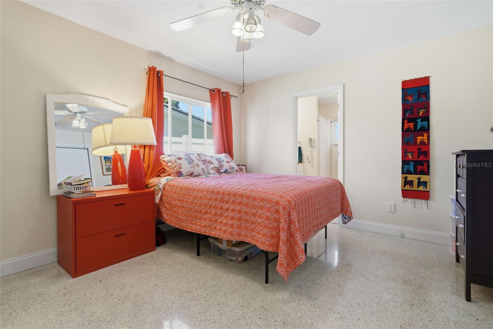 5051 39TH ST S, ST PETERSBURG, FL, 33711