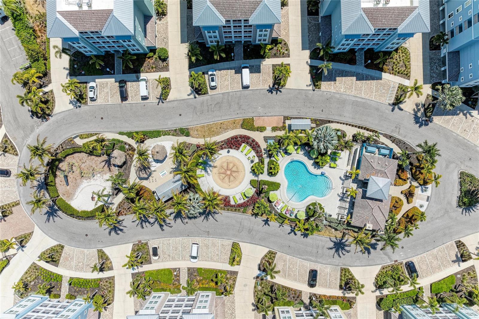 395 ARUBA CIR #402, BRADENTON, FL, 34209