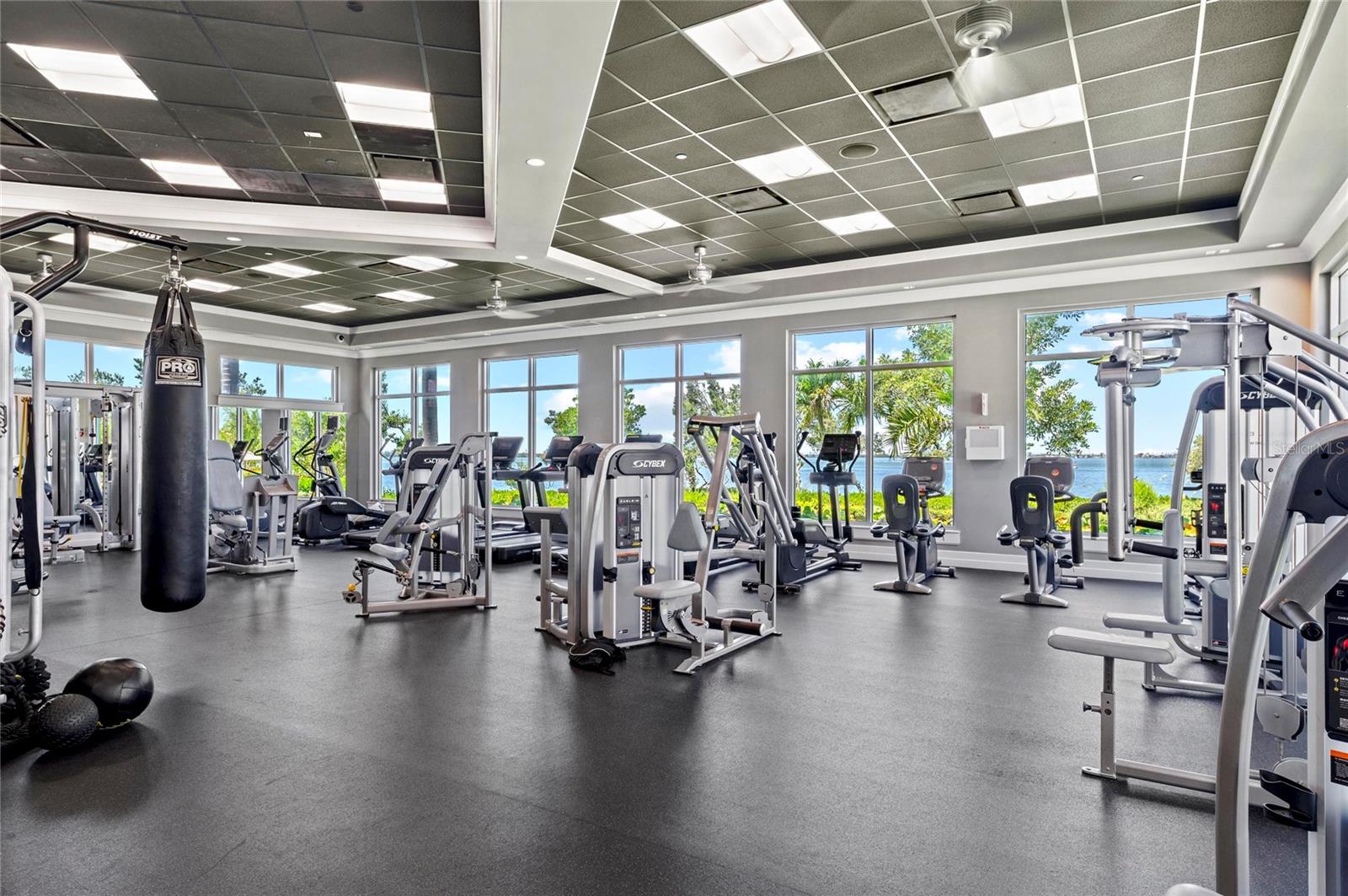 395 ARUBA CIR #402, BRADENTON, FL, 34209