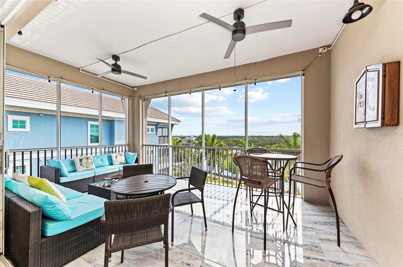 395 ARUBA CIR #402, BRADENTON, FL, 34209