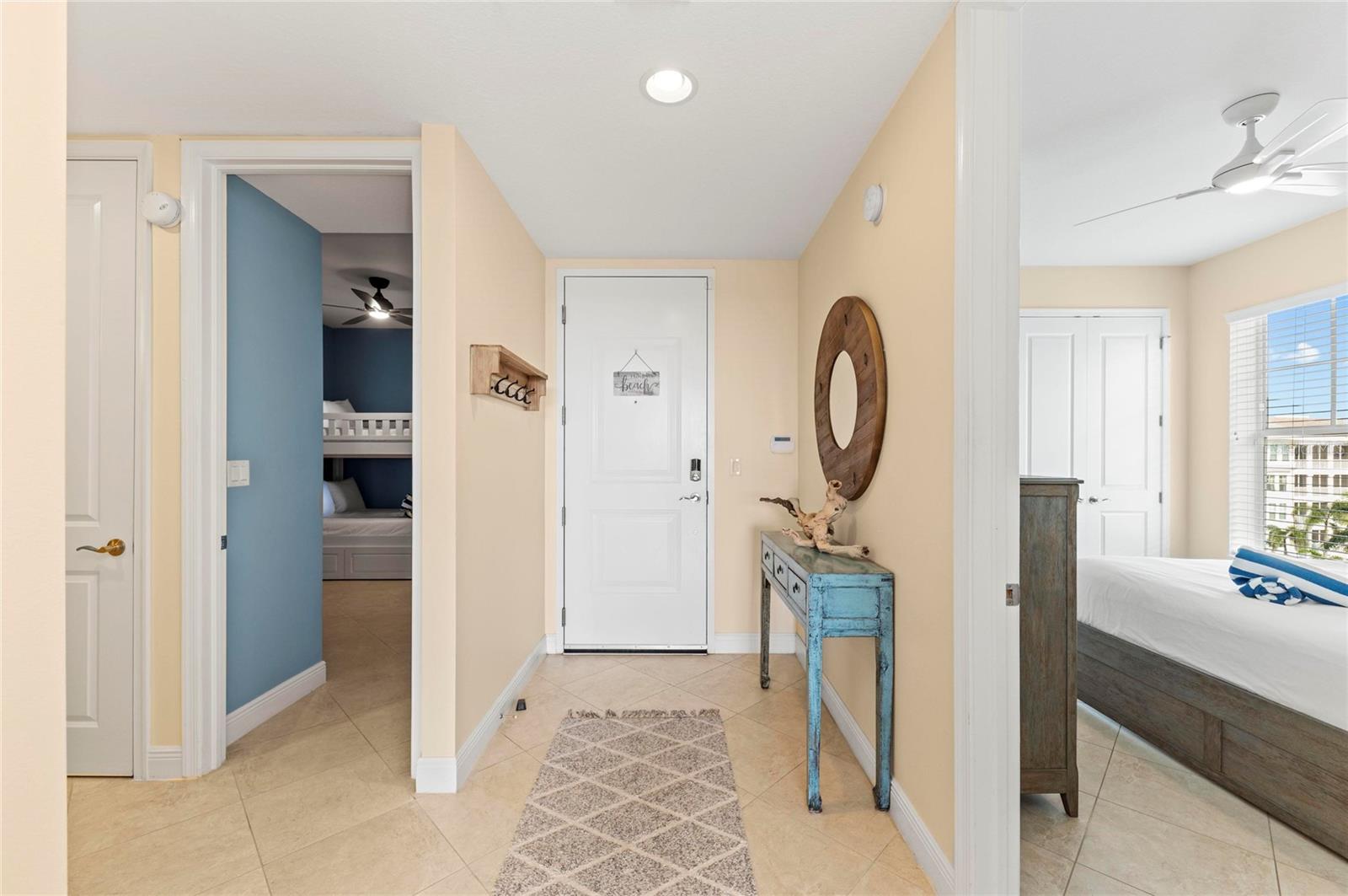 395 ARUBA CIR #402, BRADENTON, FL, 34209