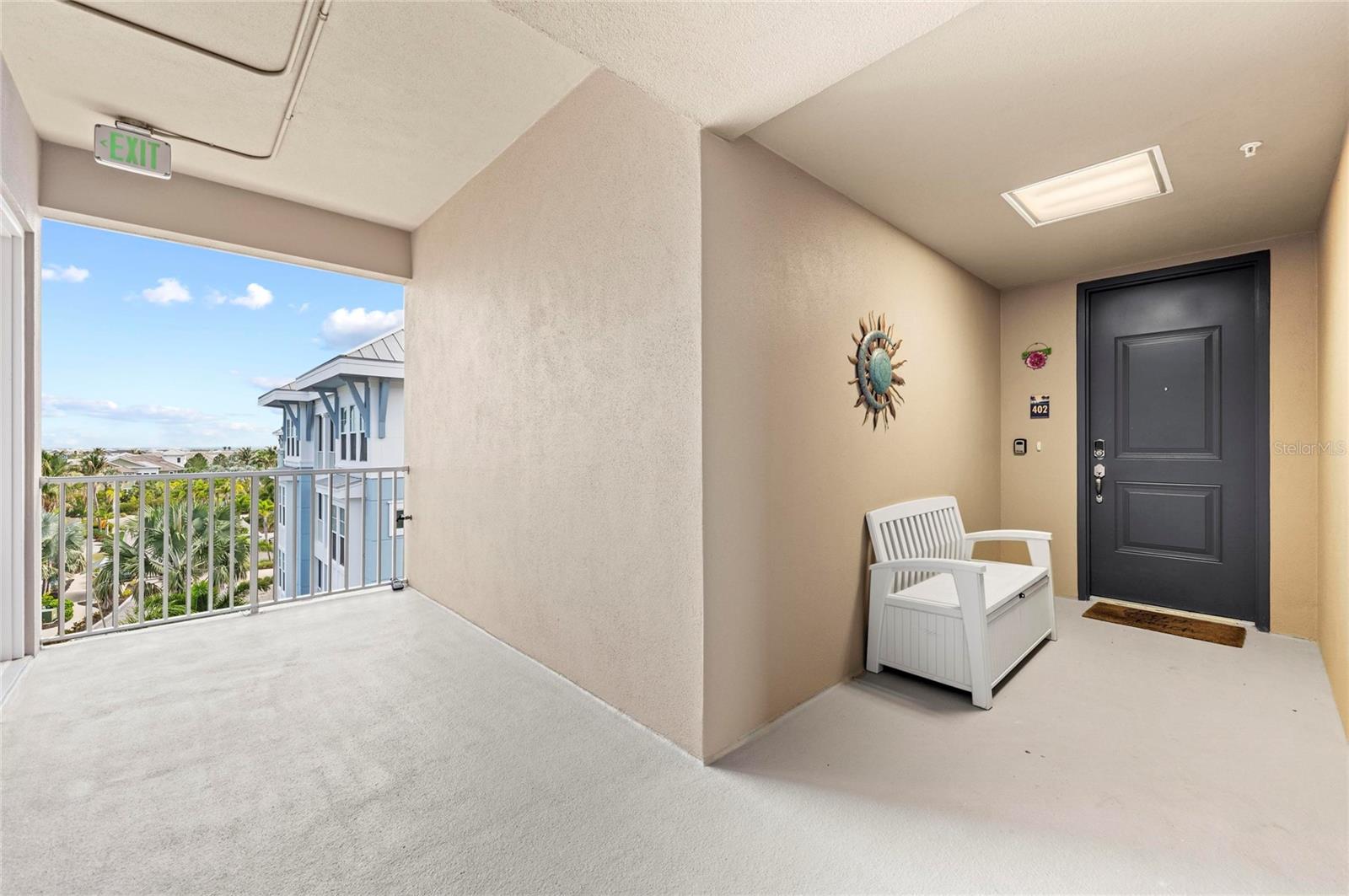 395 ARUBA CIR #402, BRADENTON, FL, 34209