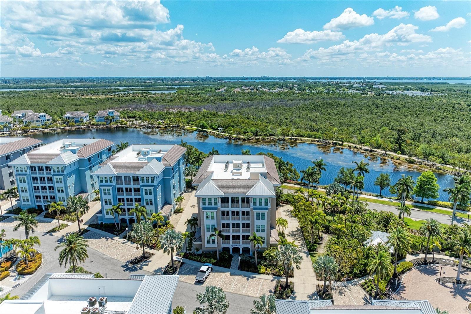 395 ARUBA CIR #402, BRADENTON, FL, 34209