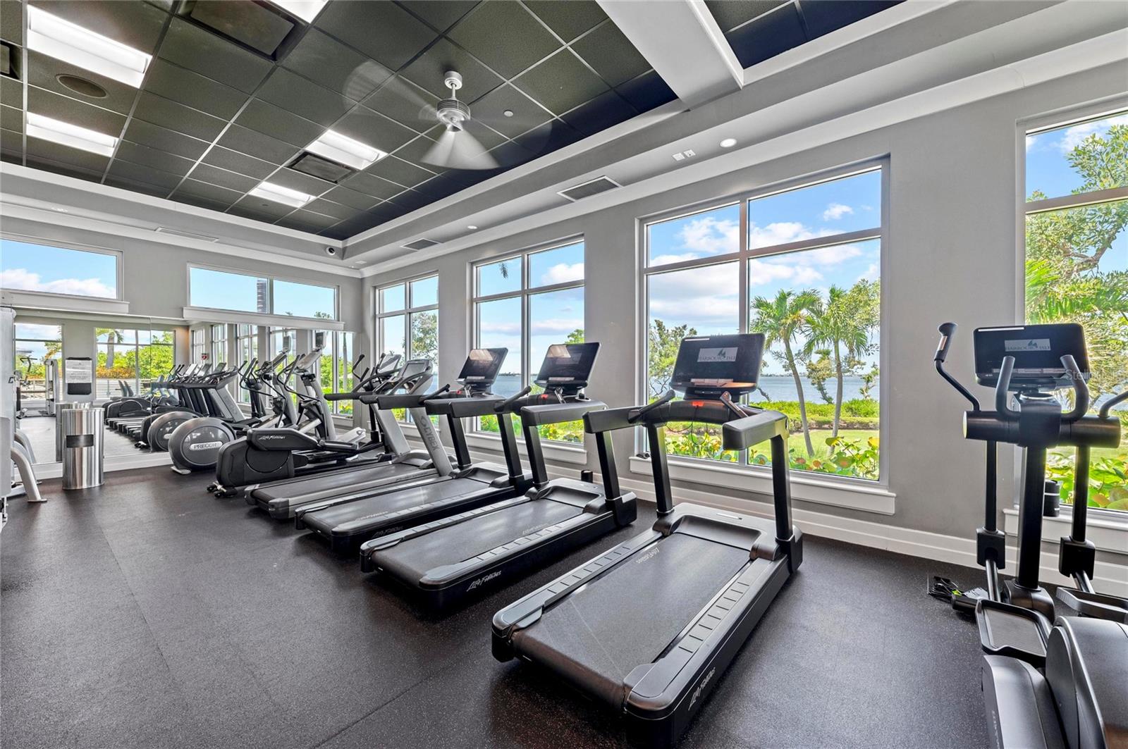 395 ARUBA CIR #402, BRADENTON, FL, 34209