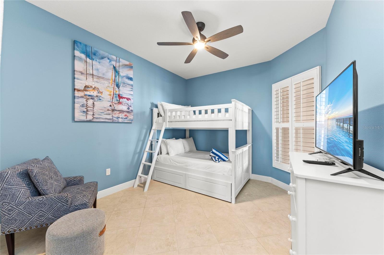 395 ARUBA CIR #402, BRADENTON, FL, 34209