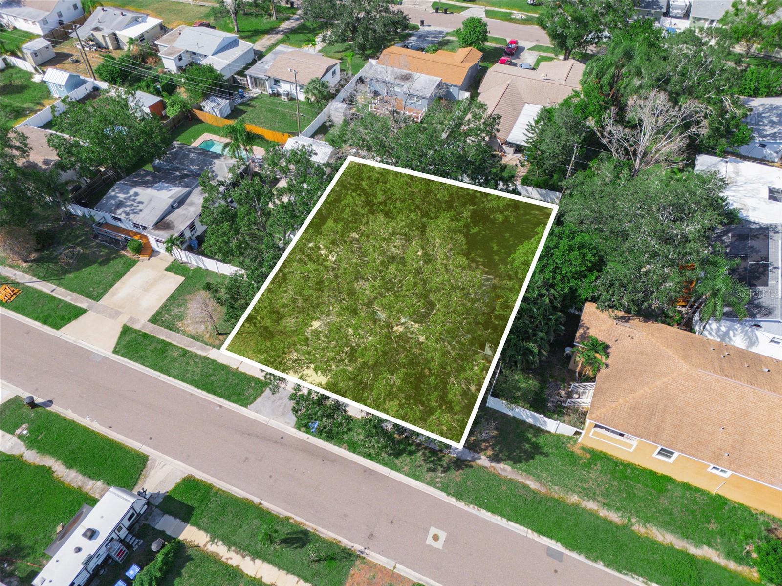 125 80TH AVE N, ST PETERSBURG, FL, 33702