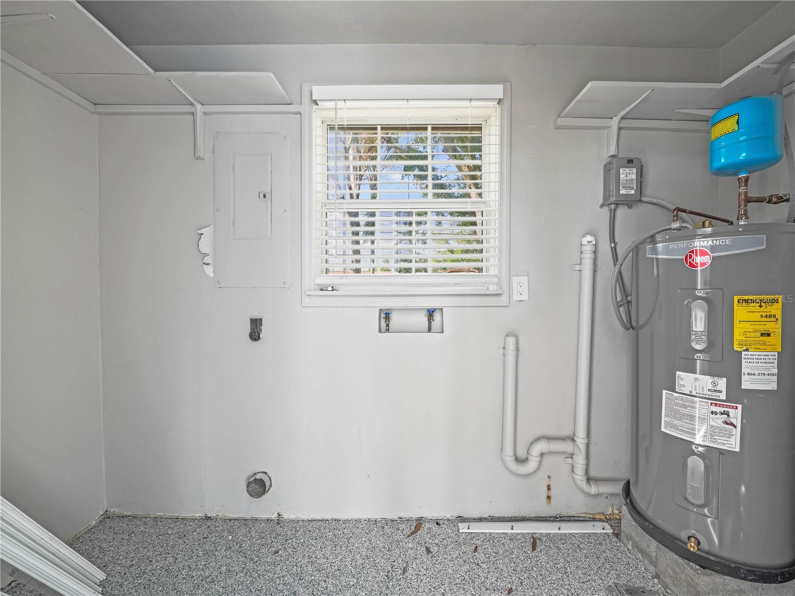 125 80TH AVE N, ST PETERSBURG, FL, 33702