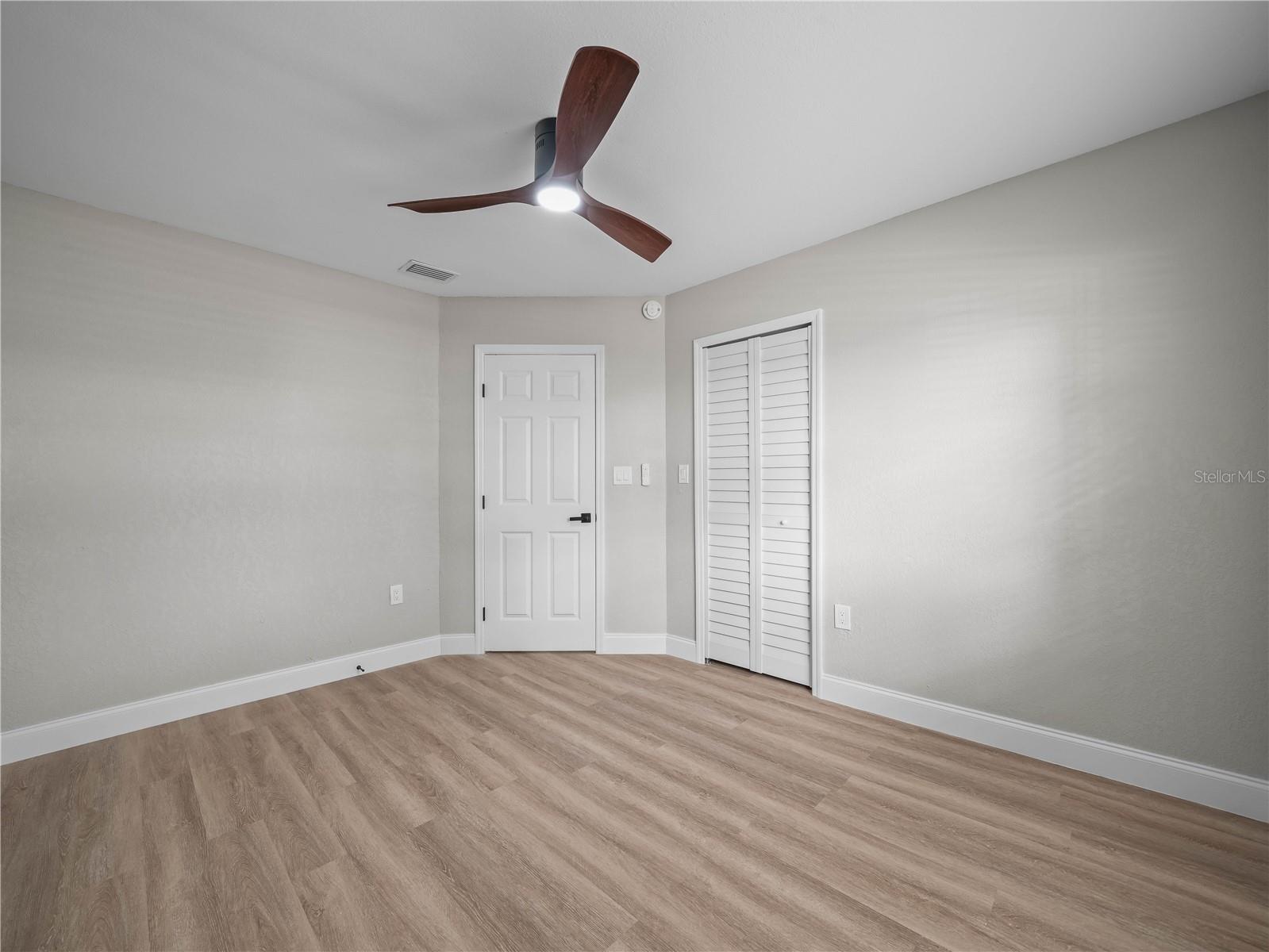 125 80TH AVE N, ST PETERSBURG, FL, 33702