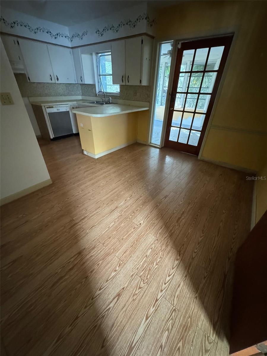 7025 W VILLAGE DR, HOMOSASSA, FL, 34446