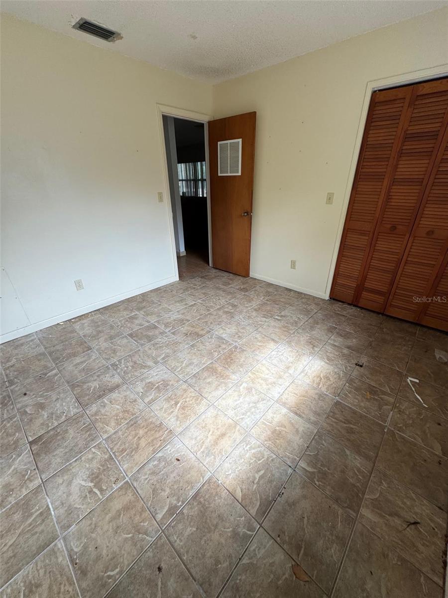 7025 W VILLAGE DR, HOMOSASSA, FL, 34446