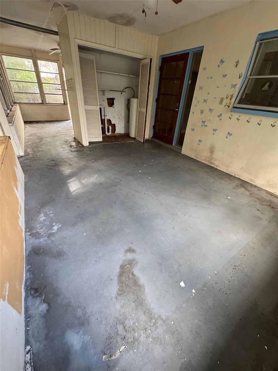 7025 W VILLAGE DR, HOMOSASSA, FL, 34446