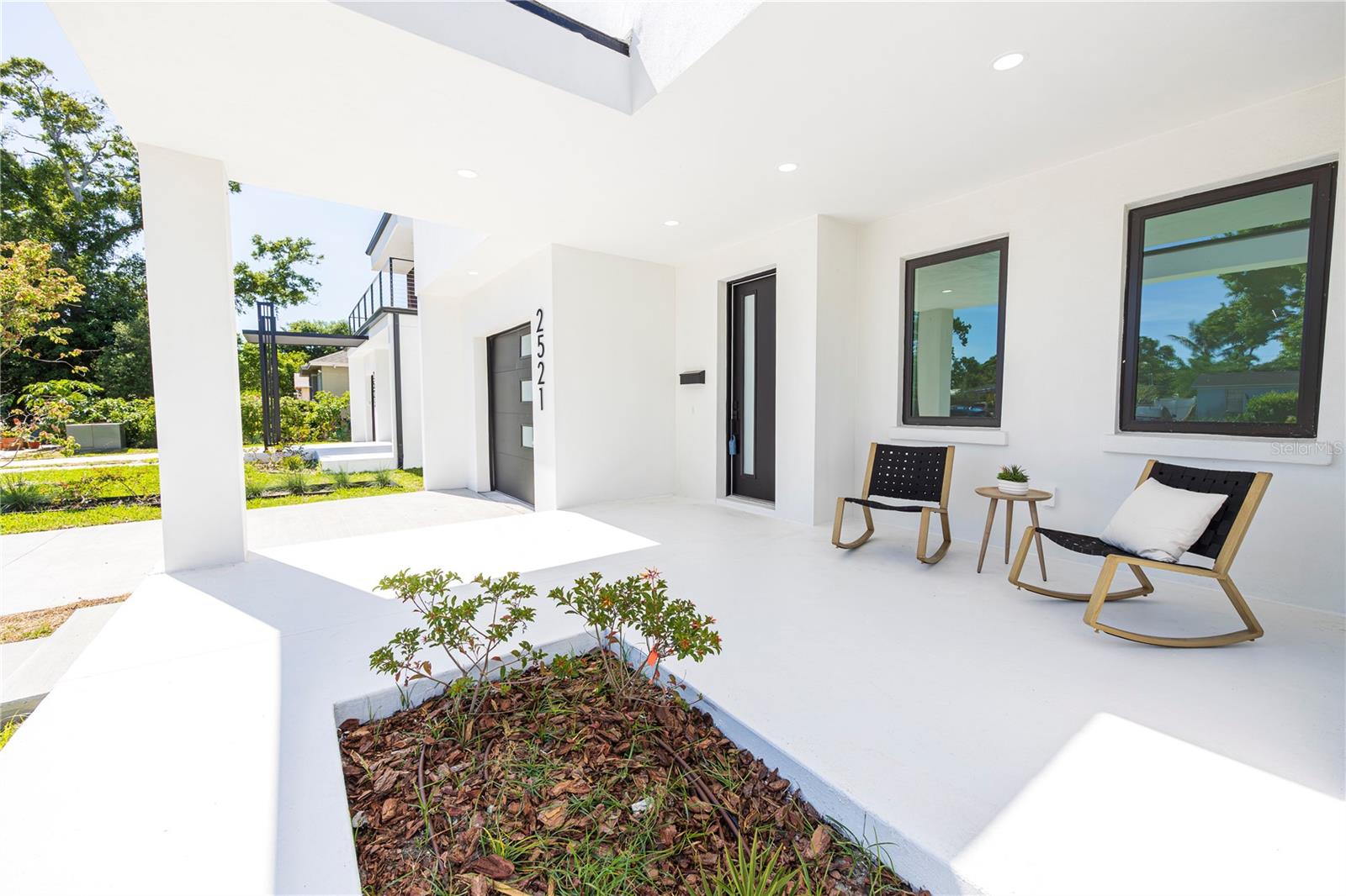 2521 18TH AVE N, ST PETERSBURG, FL, 33713