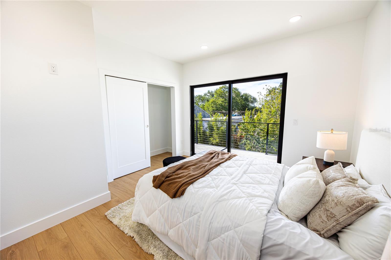 2521 18TH AVE N, ST PETERSBURG, FL, 33713