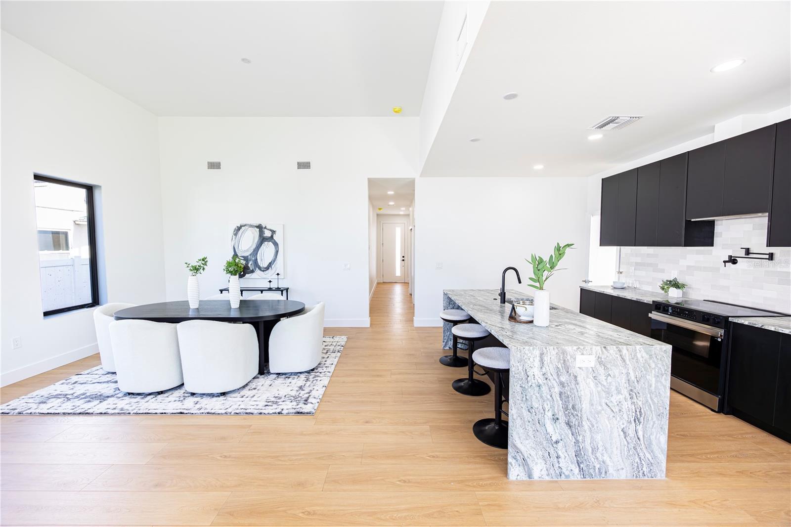 2521 18TH AVE N, ST PETERSBURG, FL, 33713