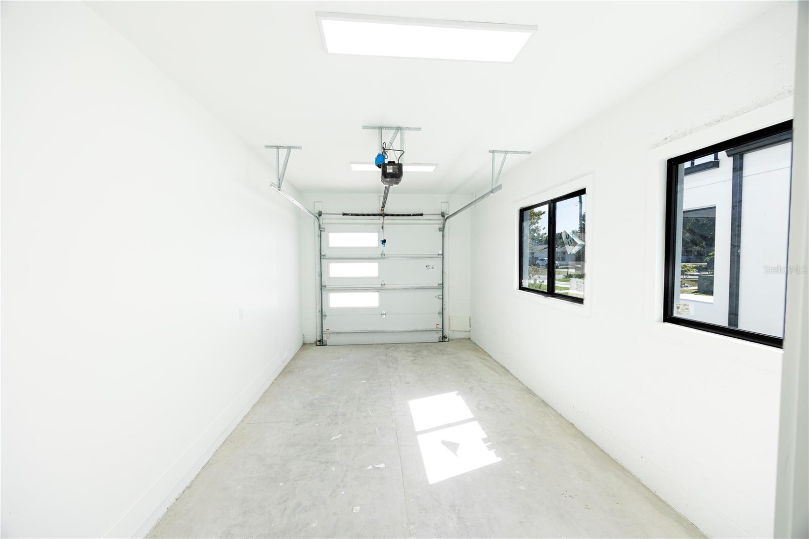 2521 18TH AVE N, ST PETERSBURG, FL, 33713