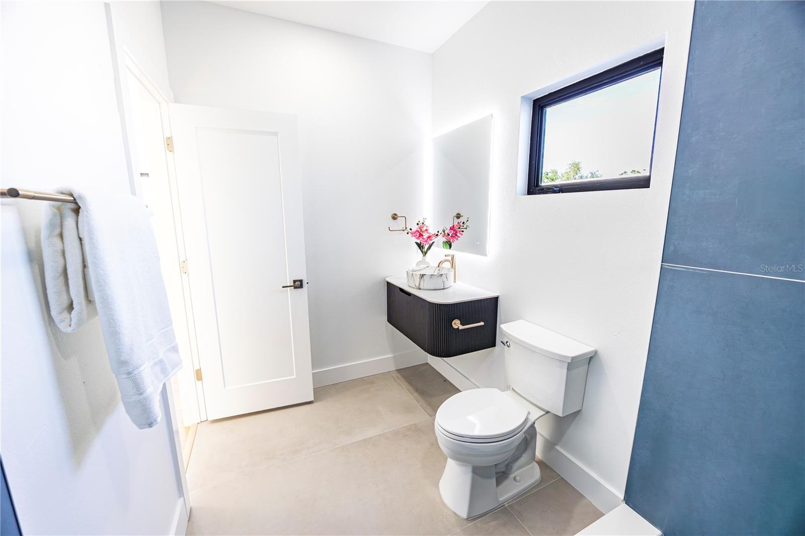 2521 18TH AVE N, ST PETERSBURG, FL, 33713