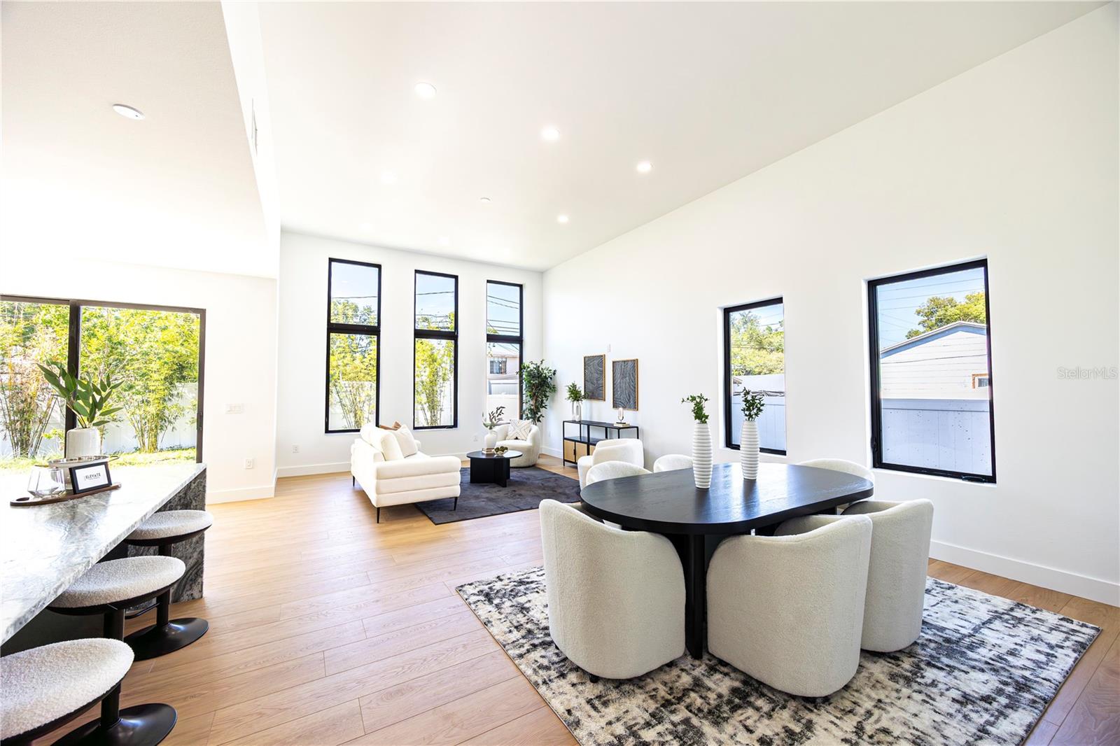 2521 18TH AVE N, ST PETERSBURG, FL, 33713