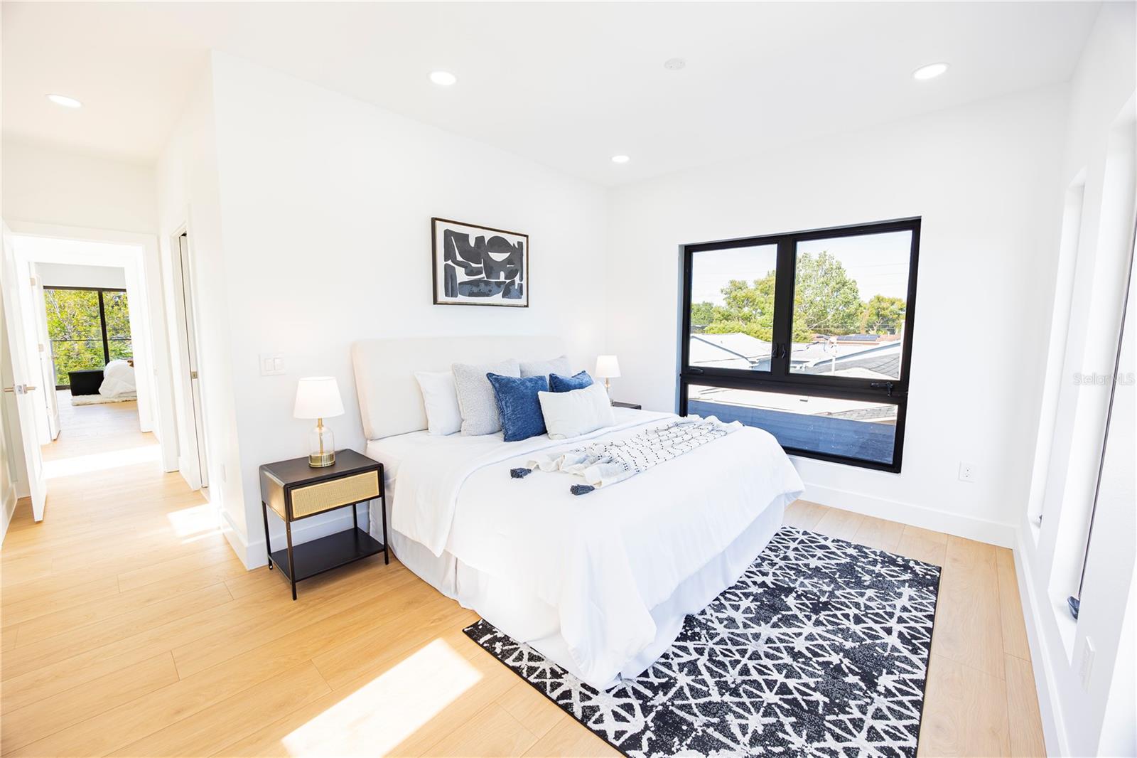 2521 18TH AVE N, ST PETERSBURG, FL, 33713