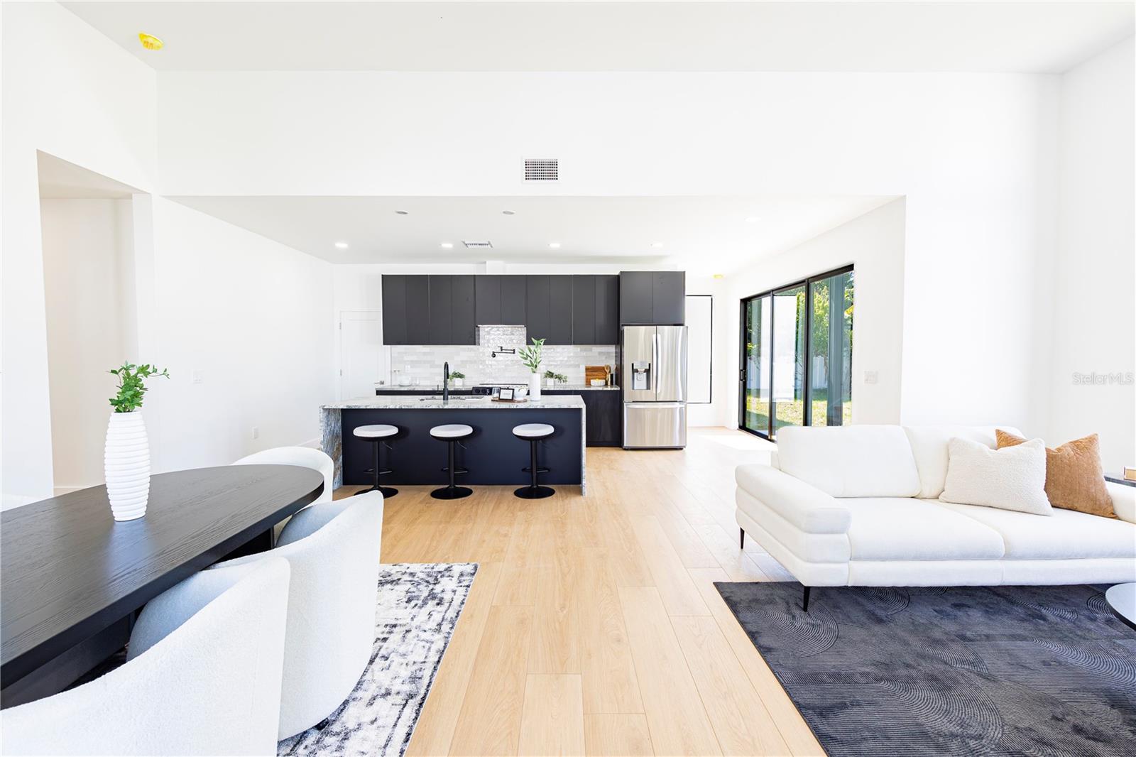 2521 18TH AVE N, ST PETERSBURG, FL, 33713