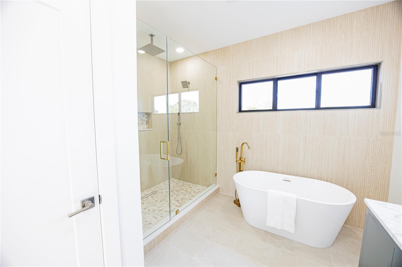 2521 18TH AVE N, ST PETERSBURG, FL, 33713