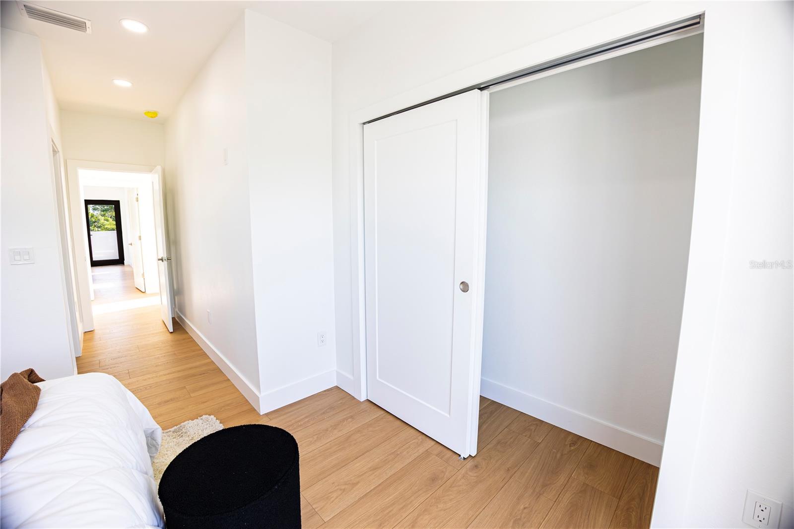 2521 18TH AVE N, ST PETERSBURG, FL, 33713