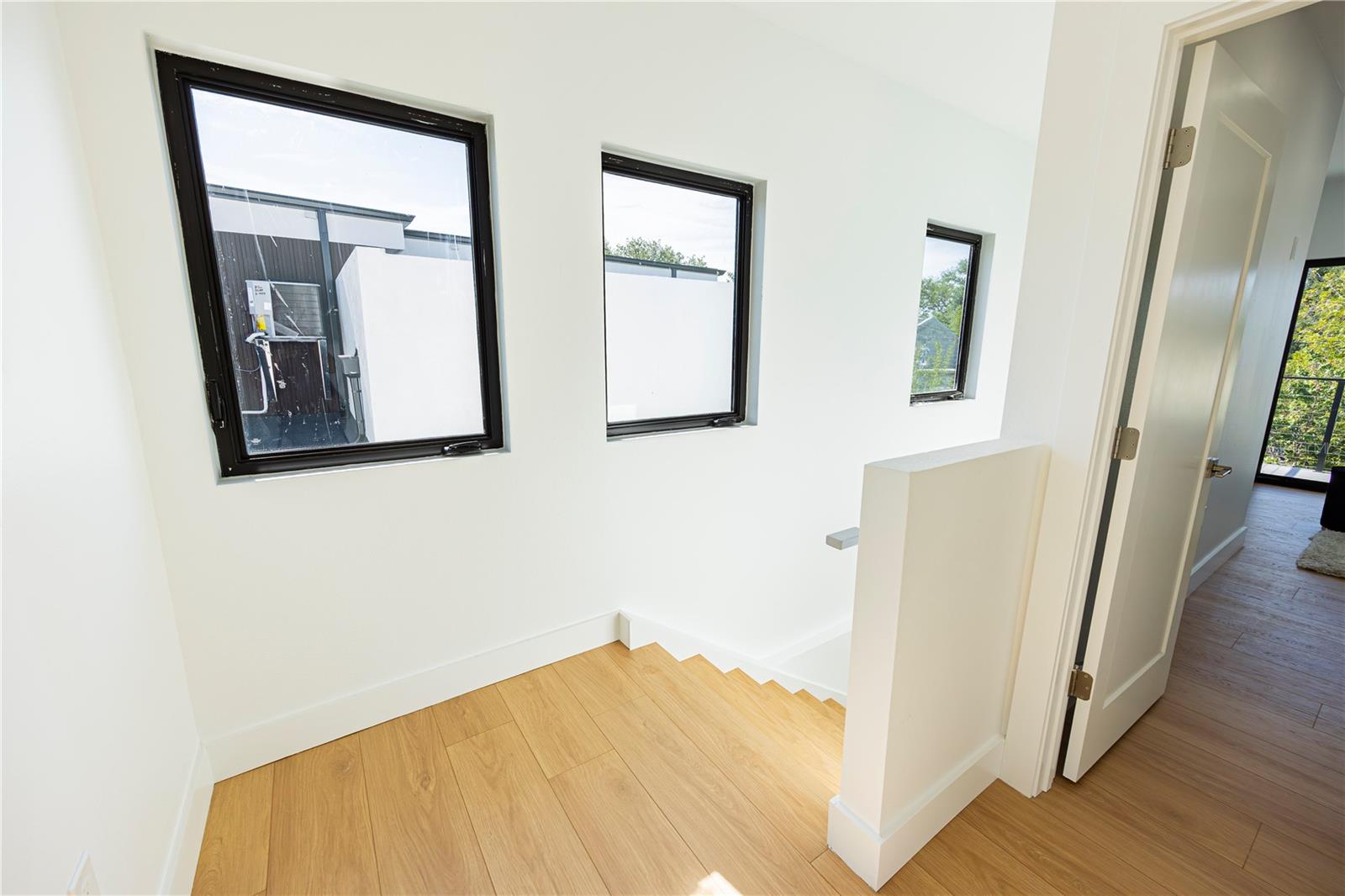 2521 18TH AVE N, ST PETERSBURG, FL, 33713