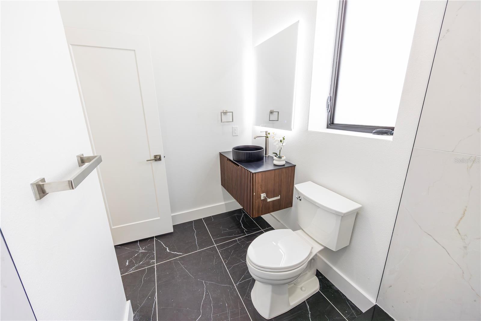 2521 18TH AVE N, ST PETERSBURG, FL, 33713