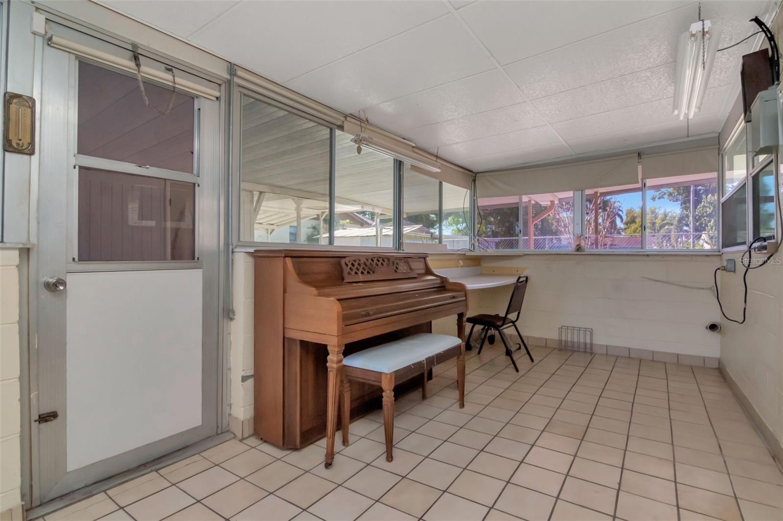 7307 N ALBANY AVE, TAMPA, FL, 33604