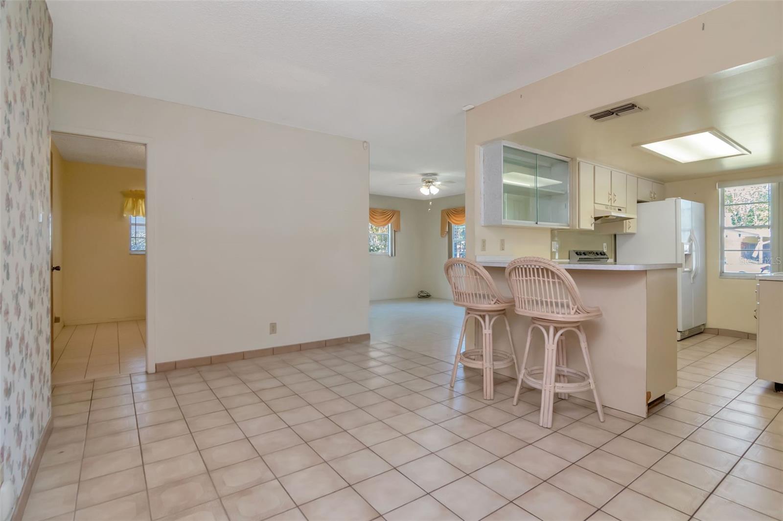 7307 N ALBANY AVE, TAMPA, FL, 33604