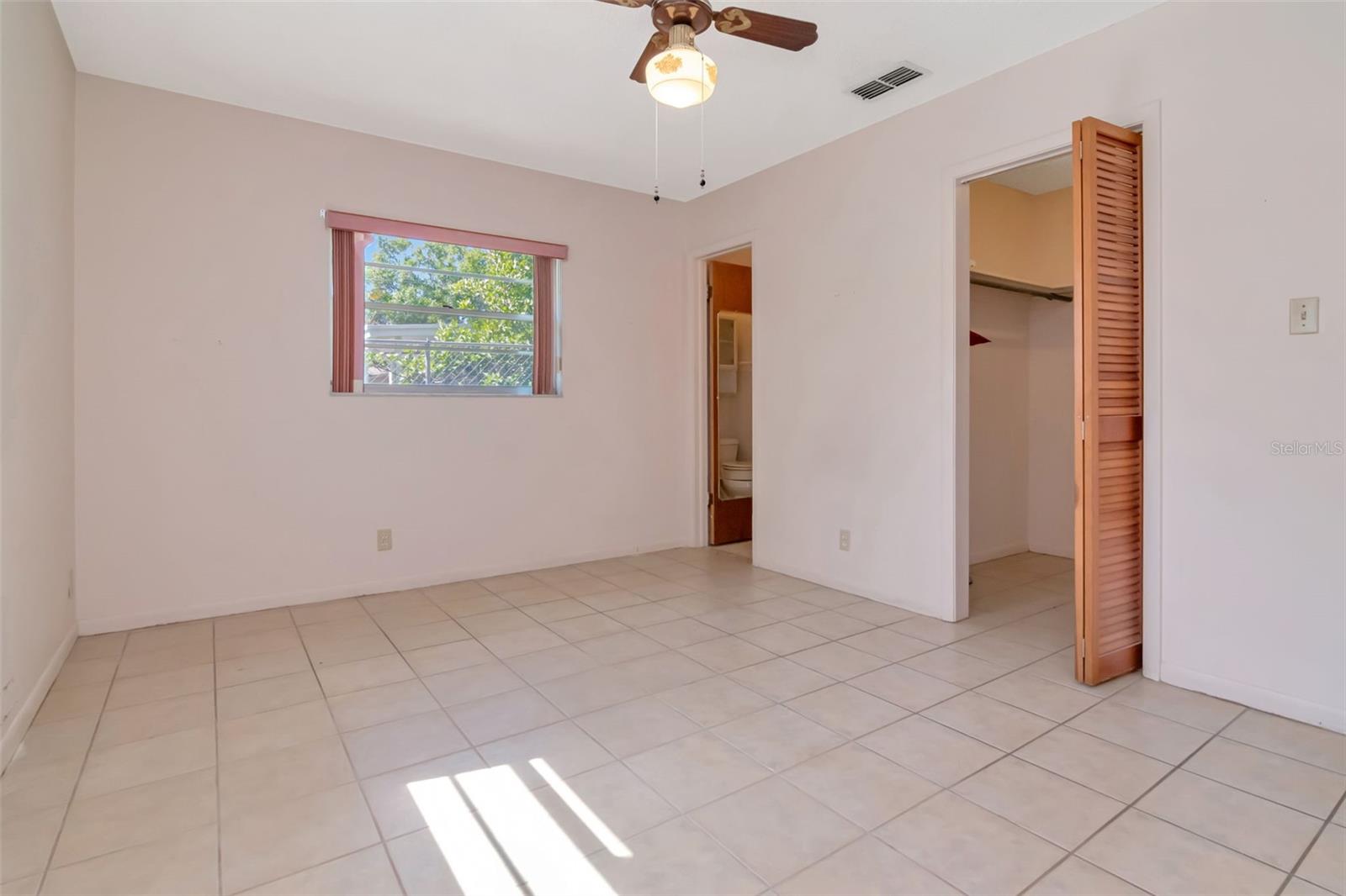 7307 N ALBANY AVE, TAMPA, FL, 33604